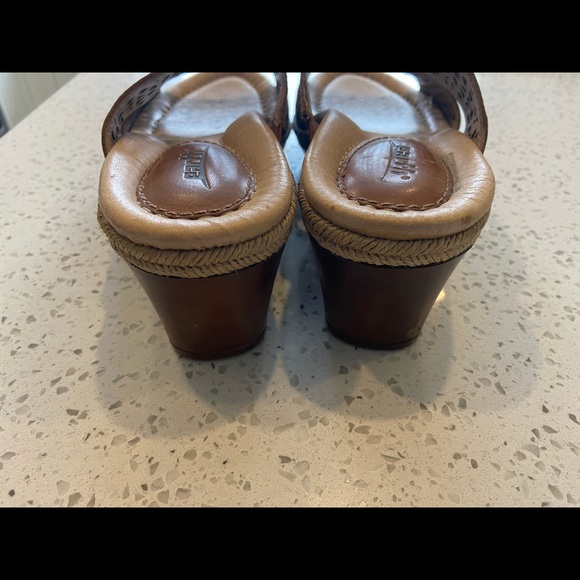 Earth ladies sandals with heel - Picture 3 of 4